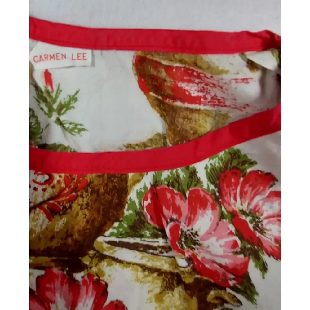 Vtg 1950s 1960s Carmen Lee Smock Apron Full Bib Cottagecore Pitcher Floral Red